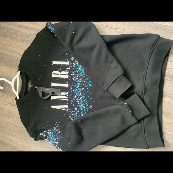 It’s an Amiri sweater and the Amiri bone runner shoes. For the sweater it’s $500 - Picture 1 of 6